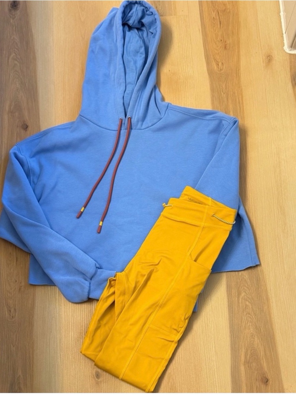 Fabletics Set-Yellow Motion365+ Leggings with Blue Cropped Hoodie